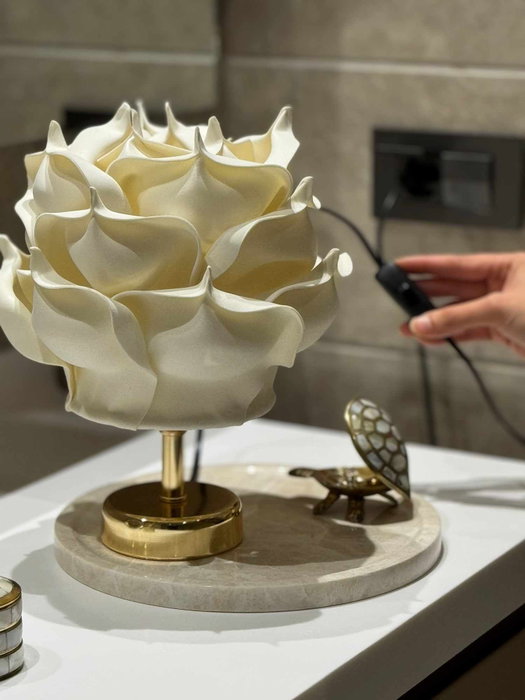 Opviq Lámpara de Mesa Eva Crema y Dorado Brillante